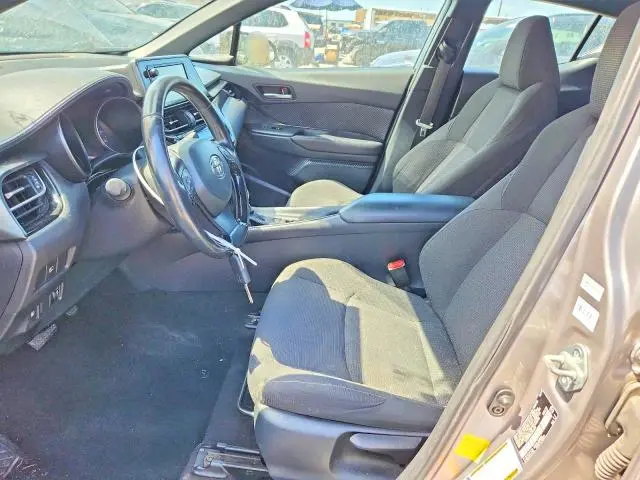 2018 TOYOTA C-HR XLE  