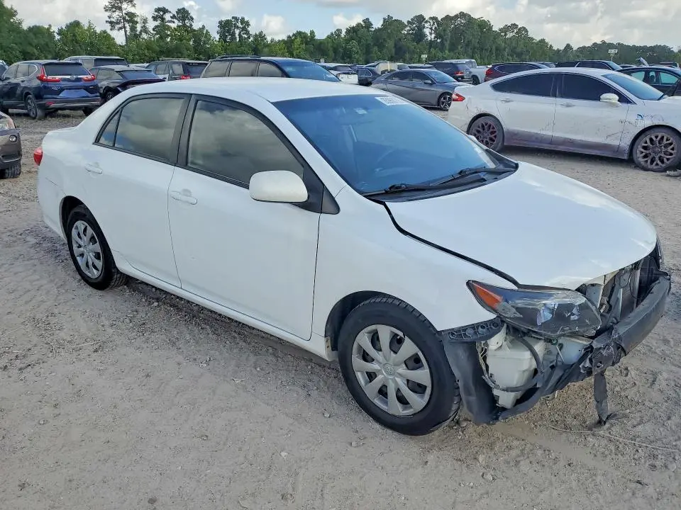 2011 TOYOTA COROLLA LE  