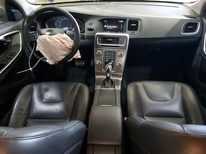 2016 VOLVO S60 PREMIER  