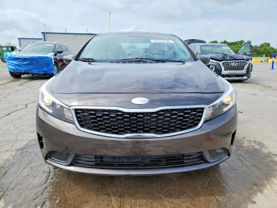 2018 KIA FORTE LX  