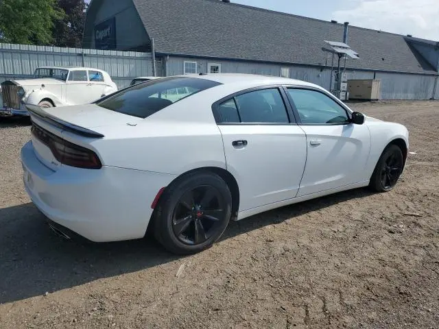 2017 DODGE CHARGER SXT  