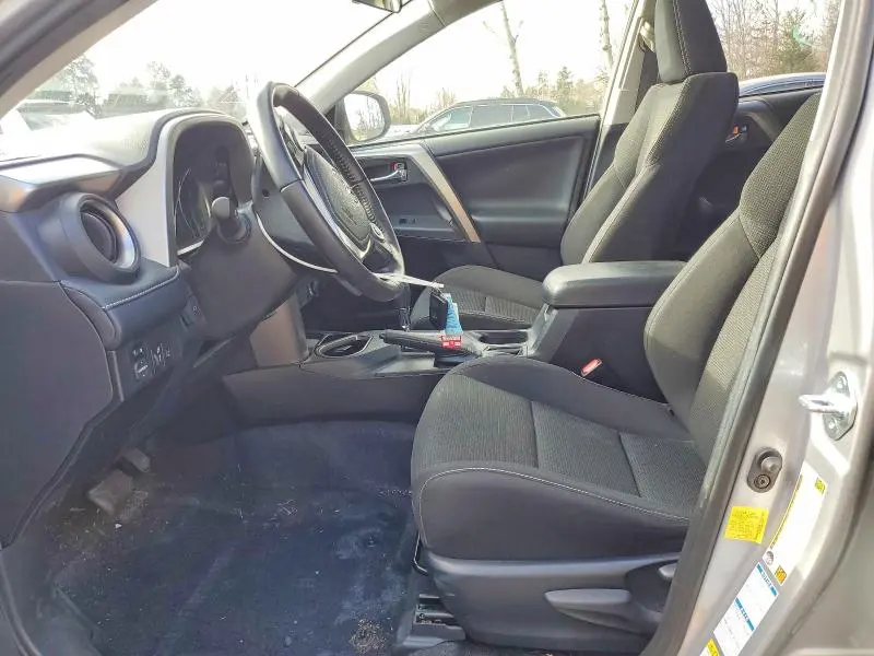 2017 TOYOTA RAV4 HV LE  