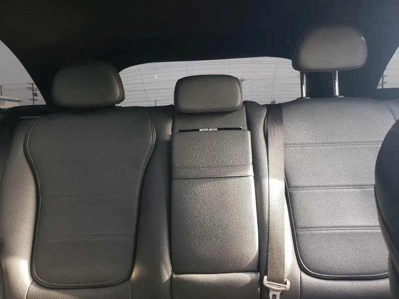 2023 MERCEDES-BENZ GLC 300 4MATIC  