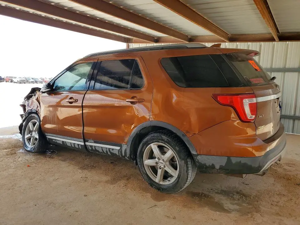 2017 FORD EXPLORER XLT  