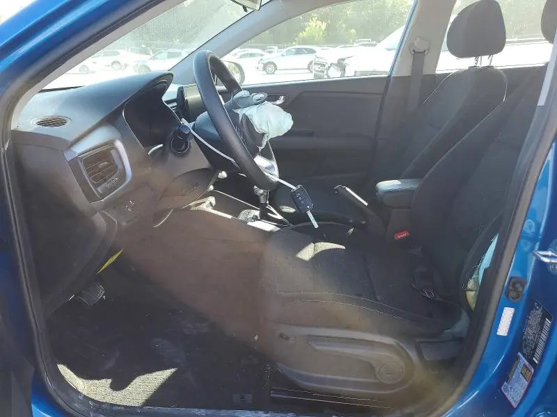 2021 KIA RIO S  