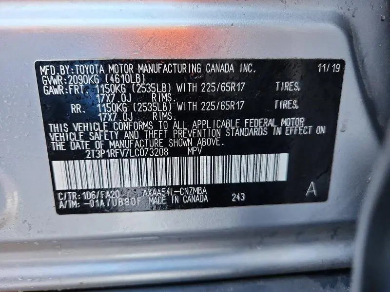 2020 TOYOTA RAV4 XLE  