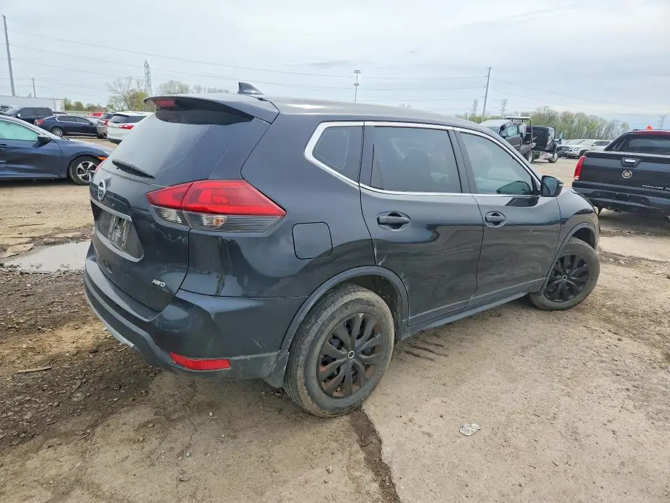 2019 NISSAN ROGUE S  