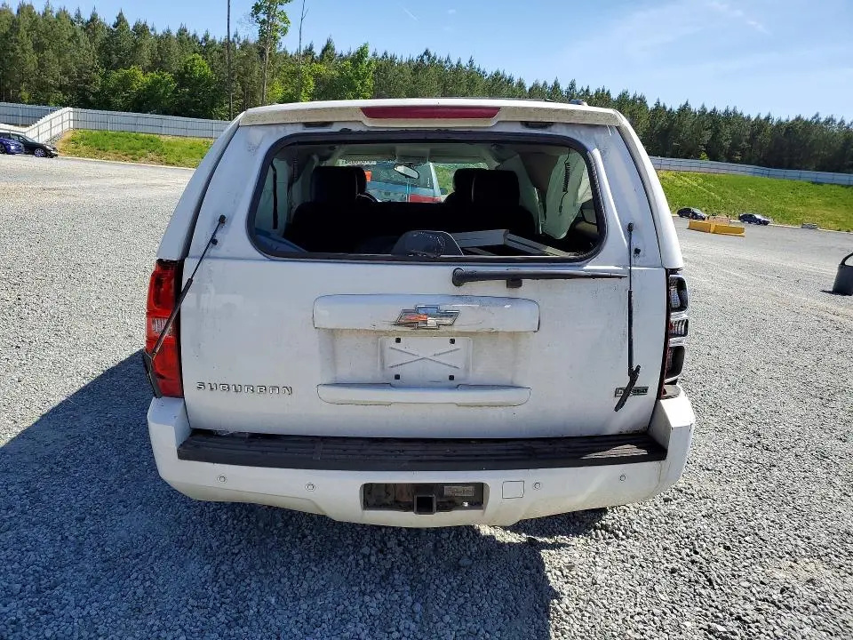 2011 CHEVROLET SUBURBAN K1500 LT  