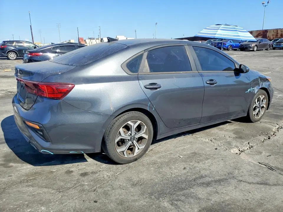 2021 KIA FORTE LXS  
