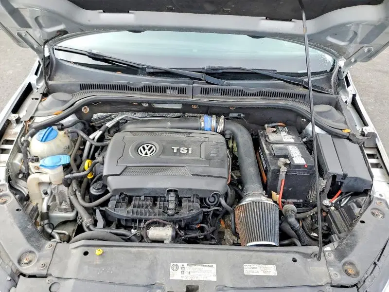 2014 VOLKSWAGEN JETTA SE  