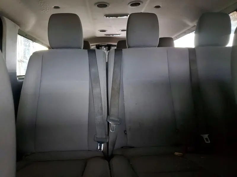 2015 NISSAN NV 3500 HD SV  