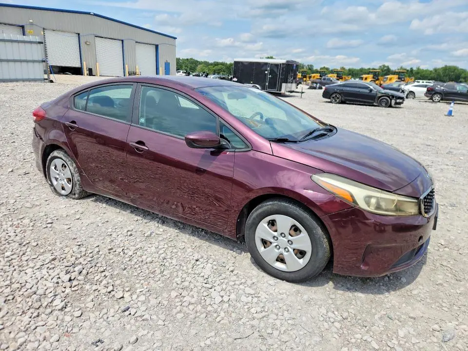 2018 KIA FORTE LX  