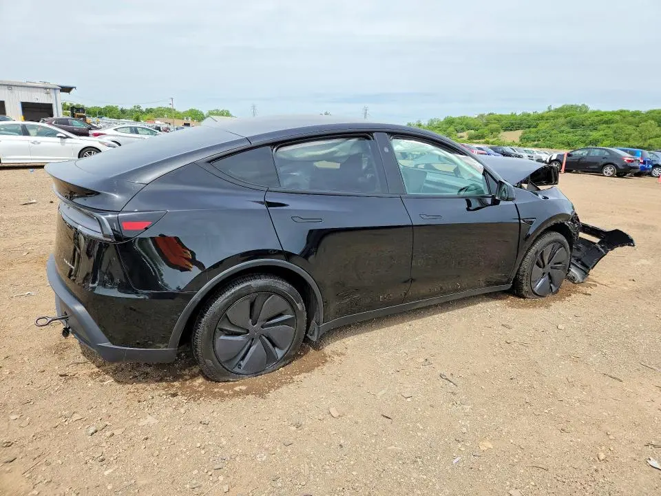 2026 TESLA MODEL Y   