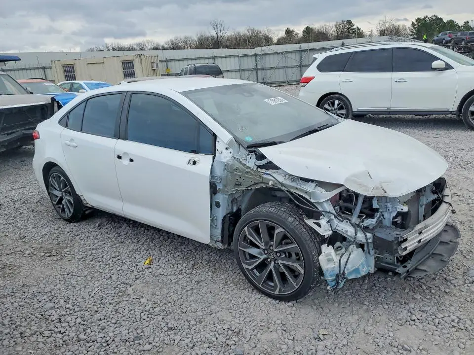 2021 TOYOTA COROLLA SE  