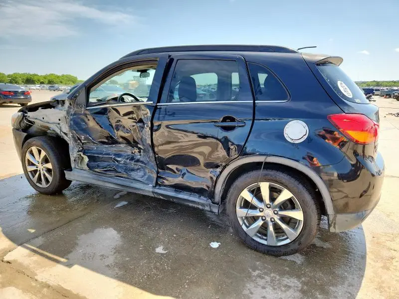 2013 MITSUBISHI OUTLANDER SPORT LE  