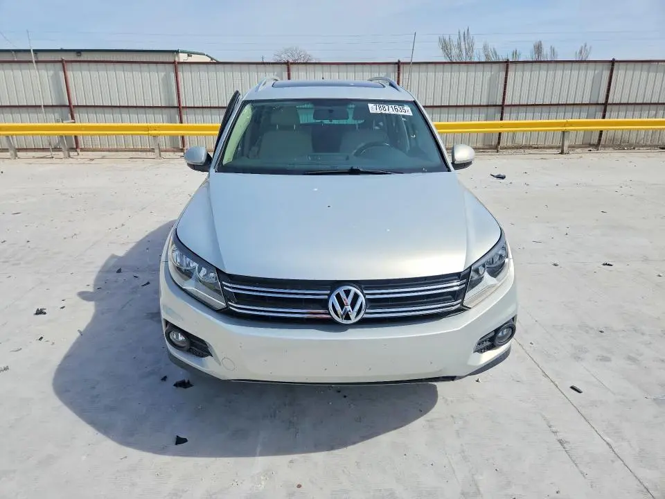 2013 VOLKSWAGEN TIGUAN S  