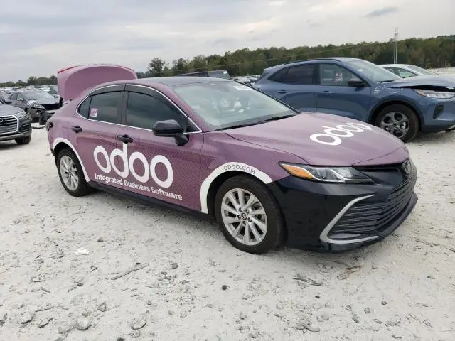 2021 TOYOTA CAMRY LE  