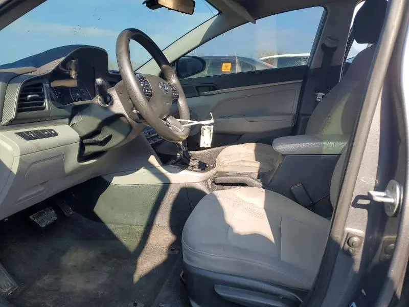 2020 HYUNDAI ELANTRA SE  