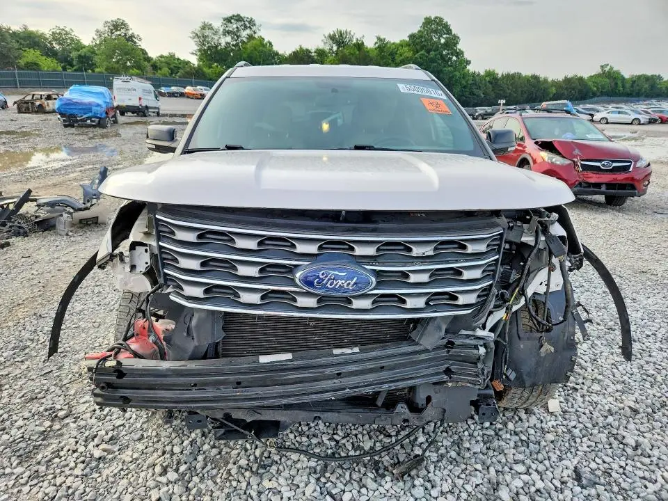 2017 FORD EXPLORER XLT  