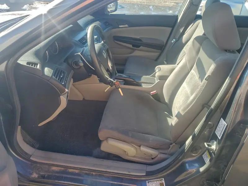 2011 HONDA ACCORD LX  