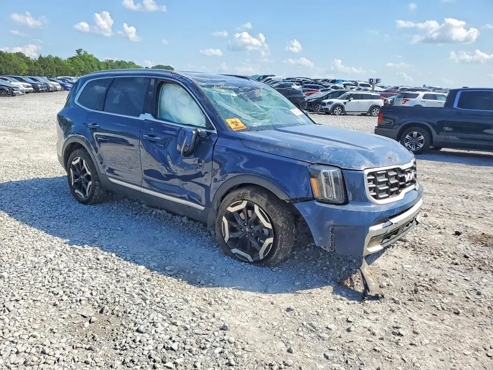 2024 KIA TELLURIDE S  