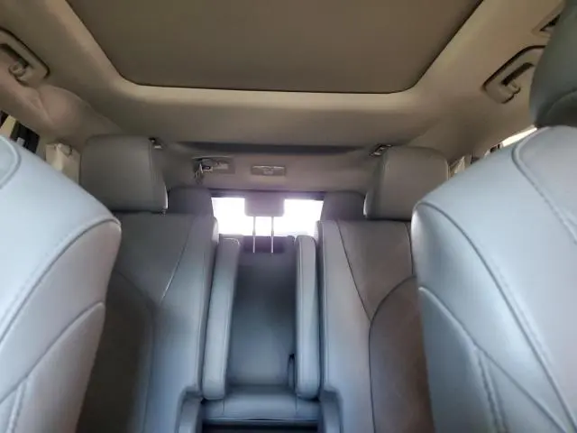 2020 TOYOTA HIGHLANDER PLATINUM  