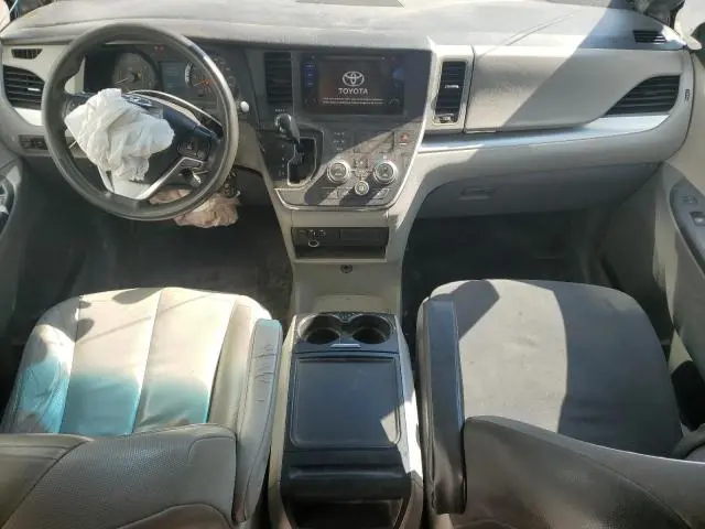 2015 TOYOTA SIENNA LE  