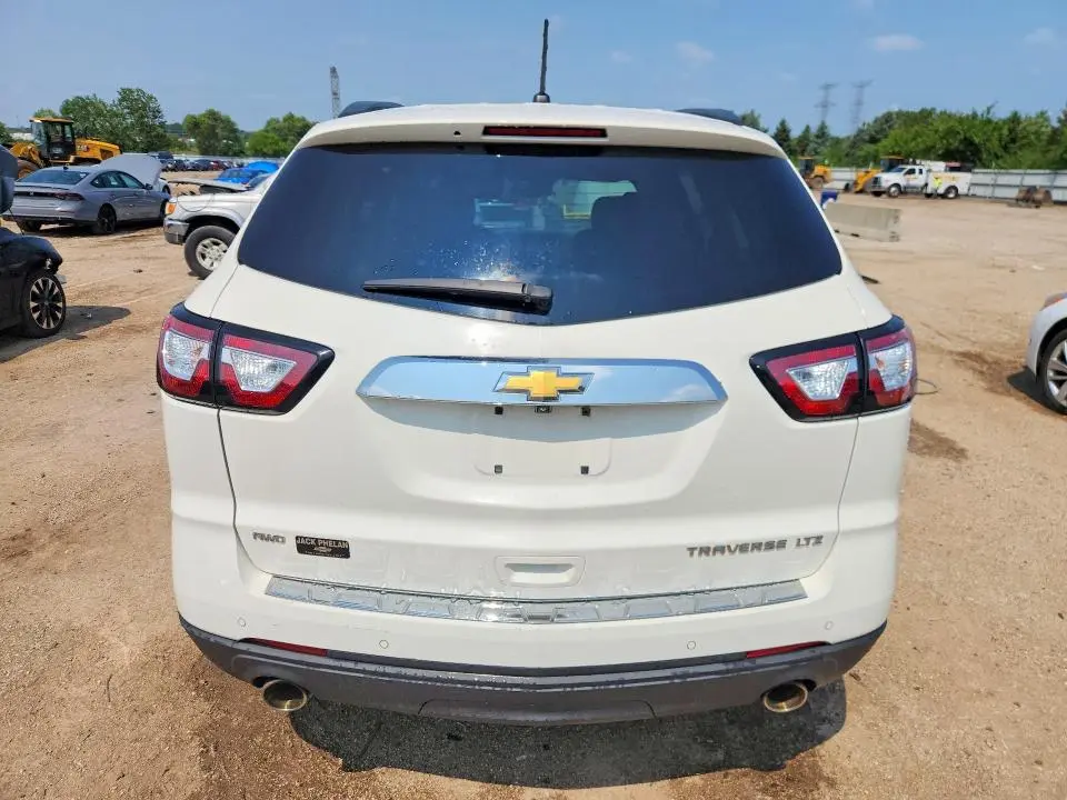 2015 CHEVROLET TRAVERSE LTZ  