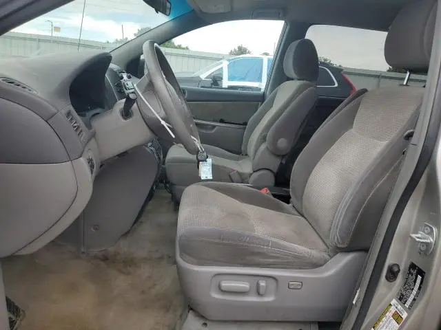 2010 TOYOTA SIENNA CE  