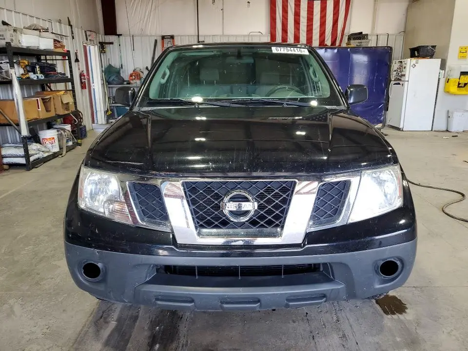 2016 NISSAN FRONTIER S  