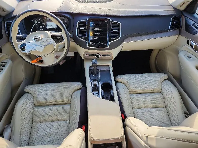 2022 VOLVO XC90 T6 INSCRIPTION  