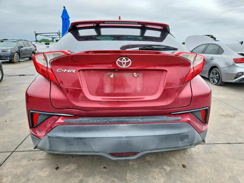 2018 TOYOTA C-HR XLE PREMIUM  