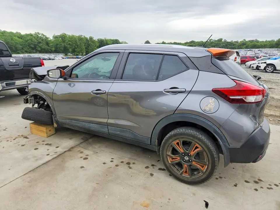 2018 NISSAN KICKS SV  