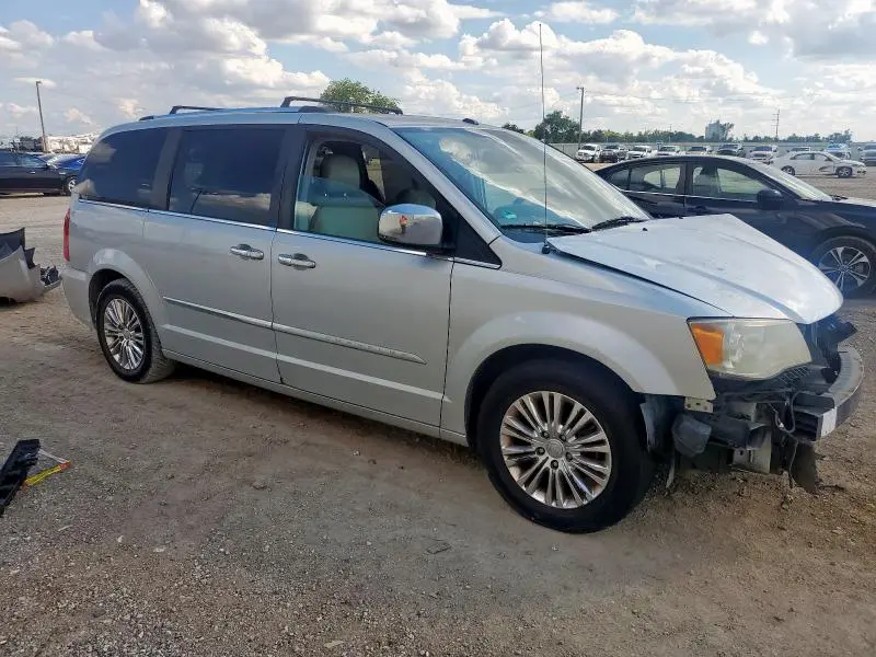 2011 CHRYSLER TOWN & COUNTRY LIMITED  