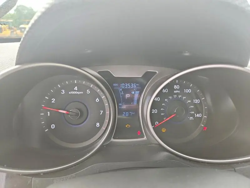2013 HYUNDAI VELOSTER BASE  
