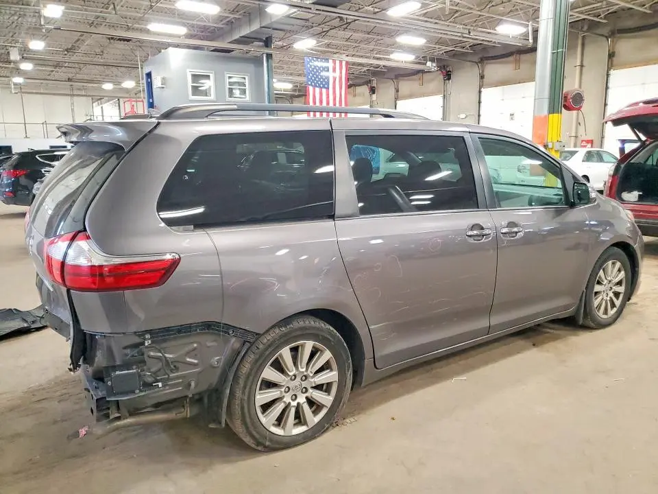 2017 TOYOTA SIENNA LIMITED PREMIUM 7-PASSENGER  