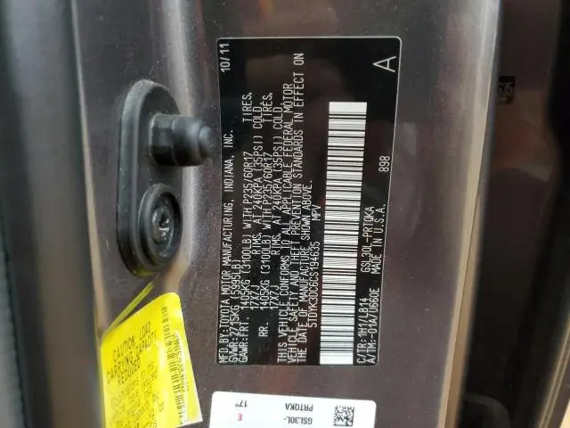 2012 TOYOTA SIENNA XLE  