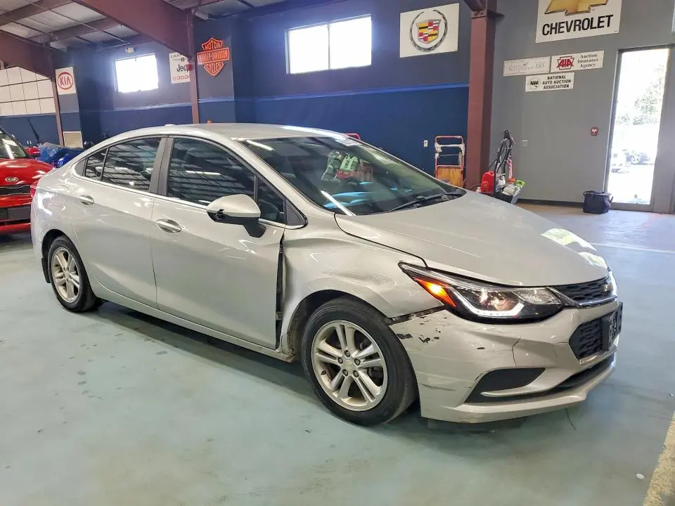 2016 CHEVROLET CRUZE LT  