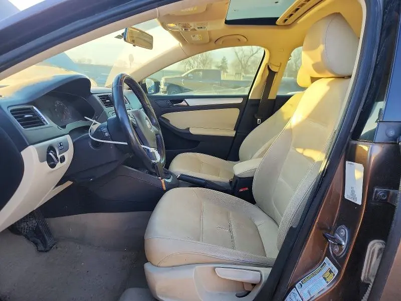 2011 VOLKSWAGEN JETTA TDI  