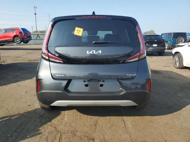 2023 KIA SOUL LX  
