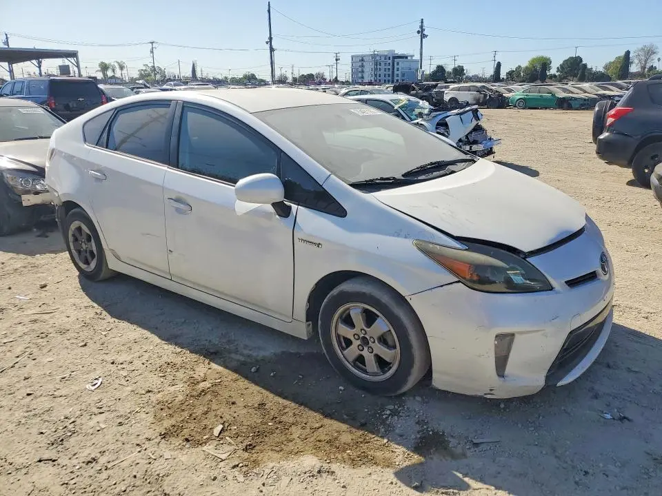 2013 TOYOTA PRIUS   