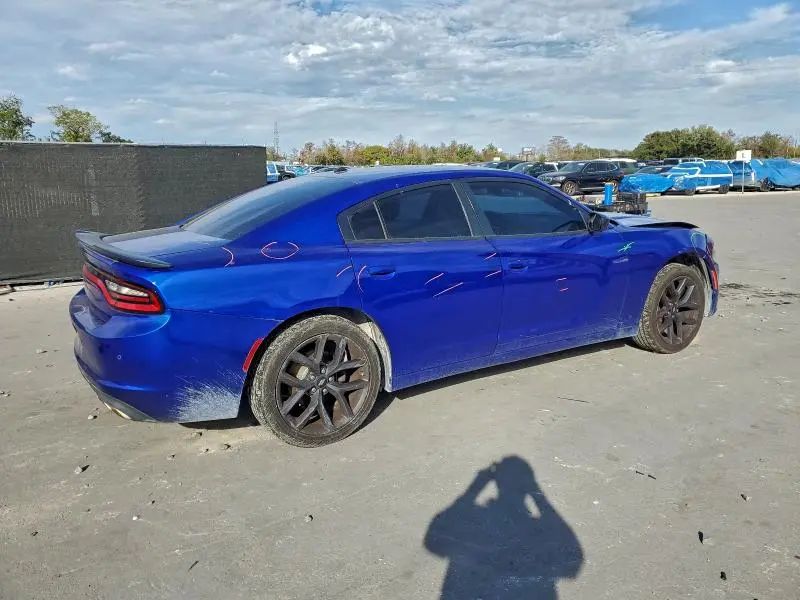 2020 DODGE CHARGER SXT  