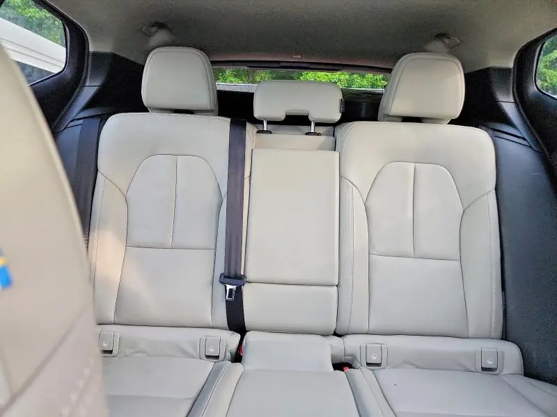 2019 VOLVO XC40 T4 INSCRIPTION  