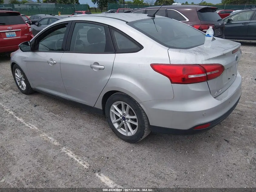 2015 FORD FOCUS SE