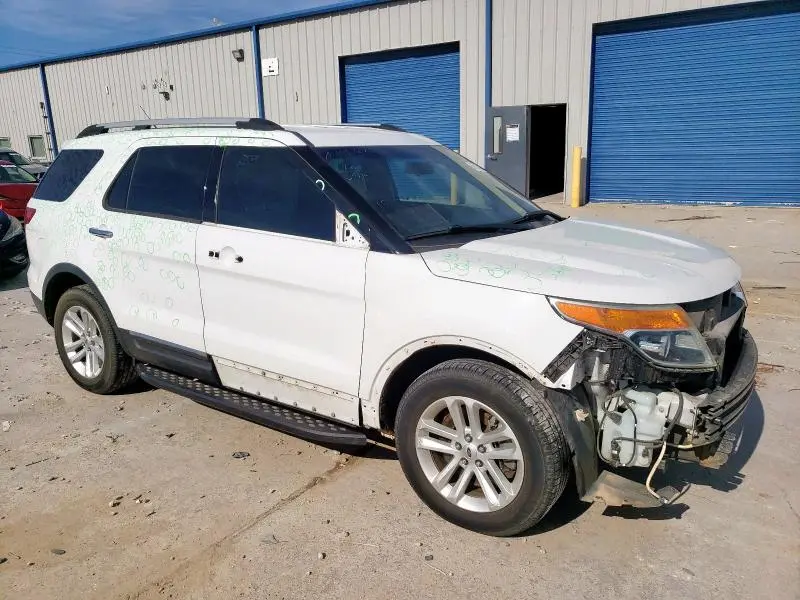2015 FORD EXPLORER XLT  
