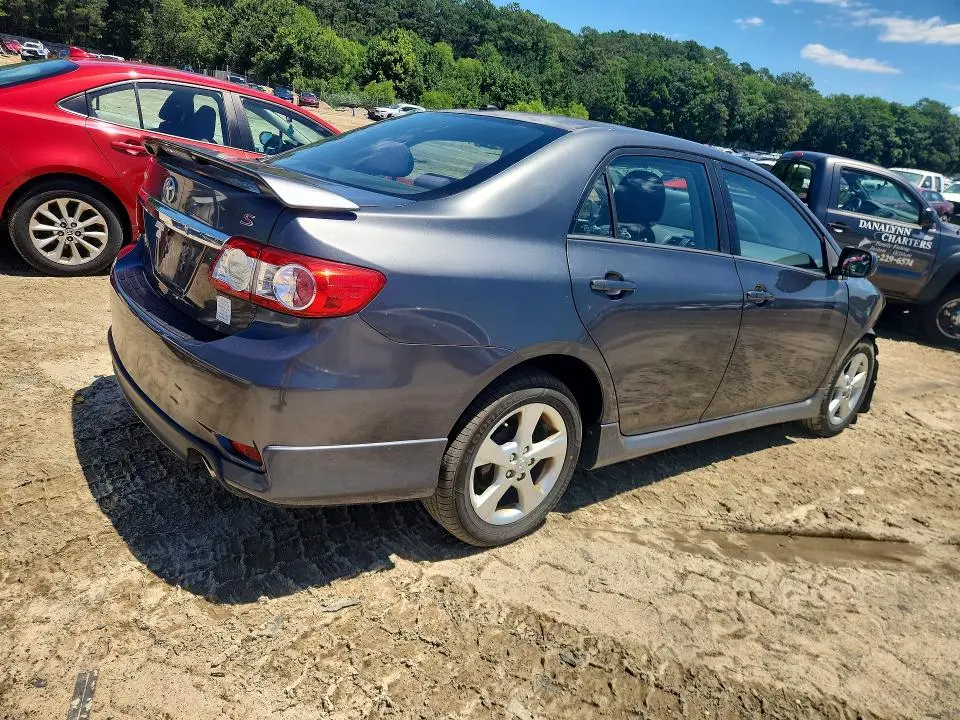 2011 TOYOTA COROLLA S  