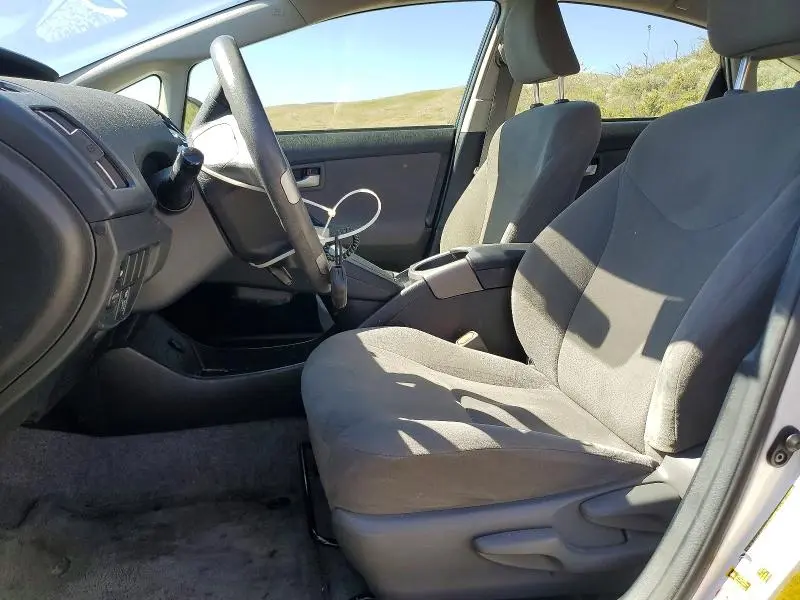 2015 TOYOTA PRIUS TWO  