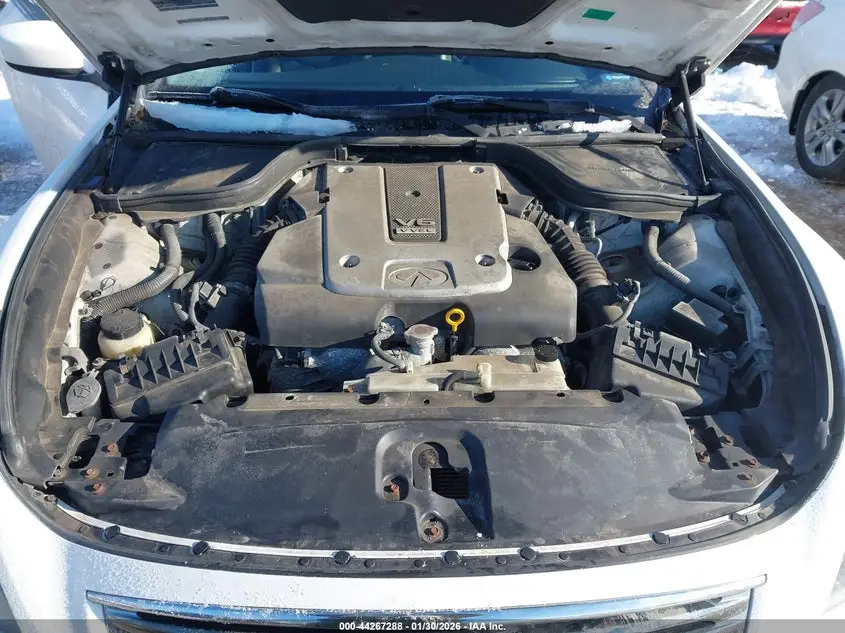 2011 INFINITI G37X  