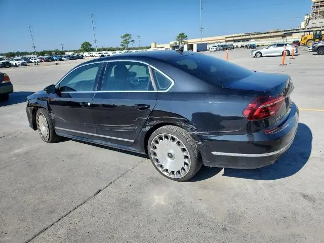 2017 VOLKSWAGEN PASSAT SE  