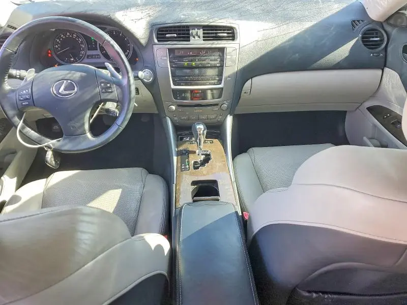 2010 LEXUS IS 250  